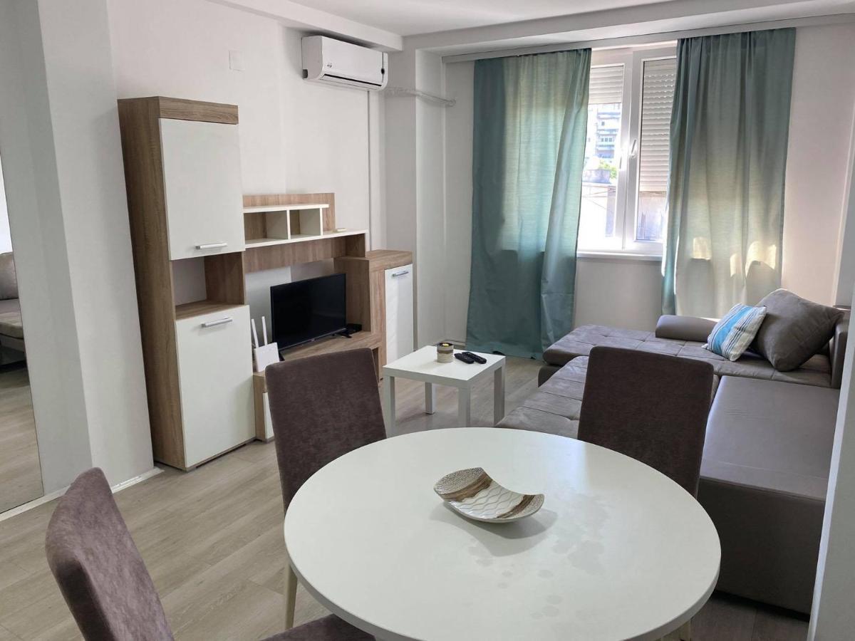 Rentster Apartment Kumanovo Ngoại thất bức ảnh