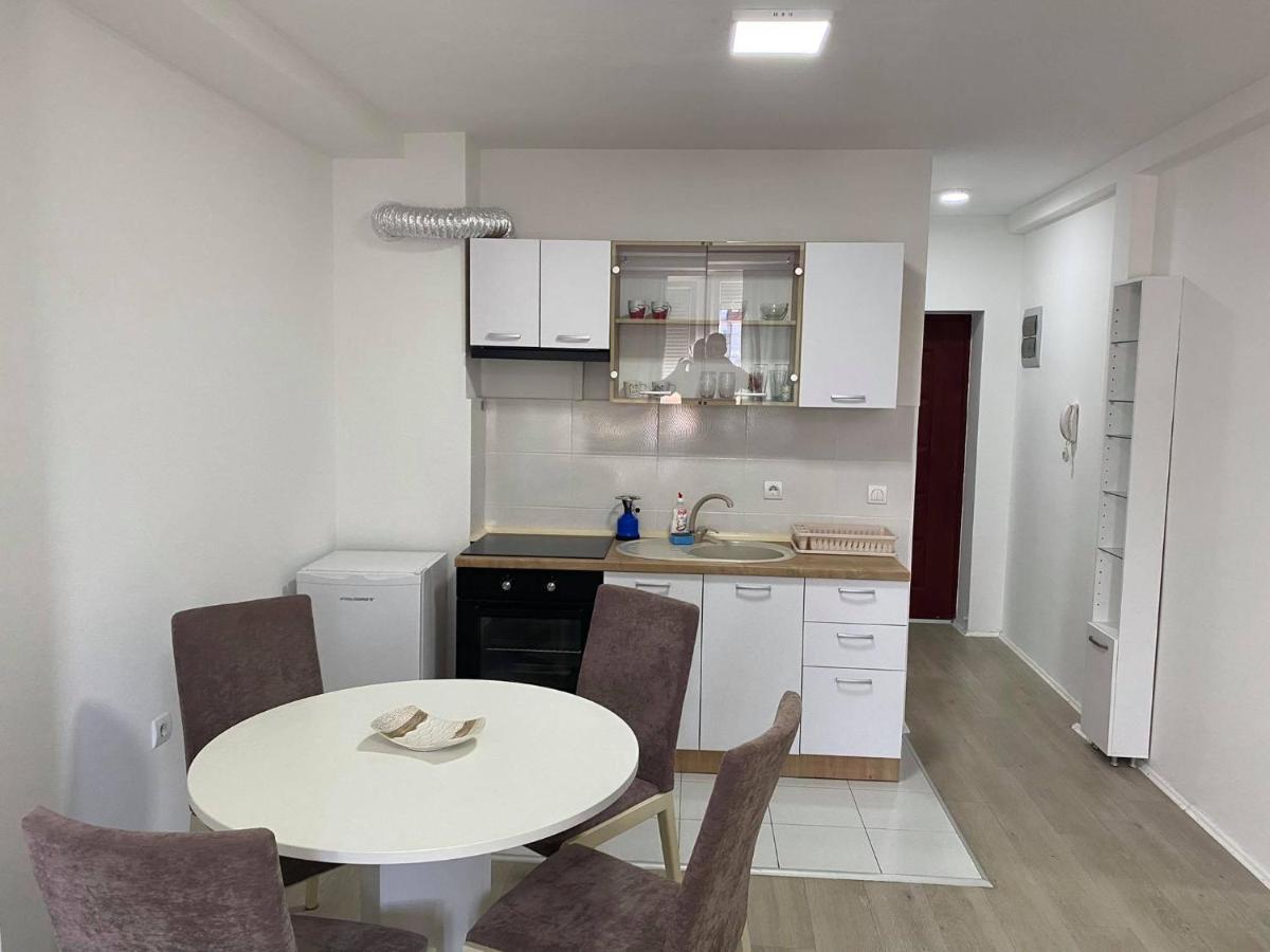 Rentster Apartment Kumanovo Ngoại thất bức ảnh